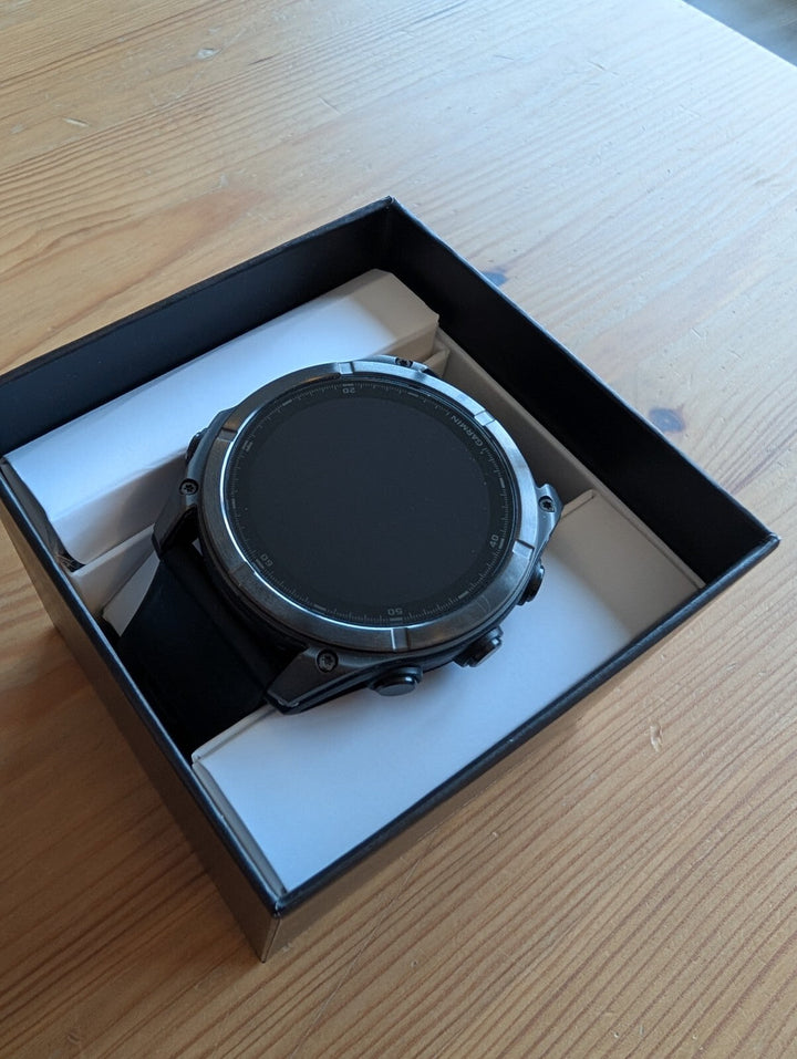 Garmin Fenix 8 51mm Amoled Sapphire Watch - Excellent Condition