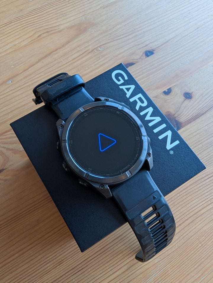 Garmin Fenix 8 51mm Amoled Sapphire Watch - Excellent Condition